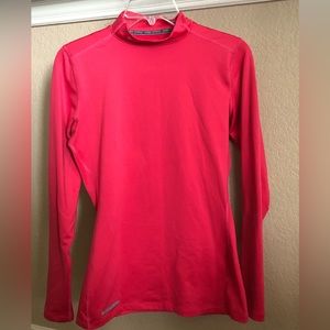 Women’s Under Armour Cold gear Mock Neck fitted Athletic Pink Top, Medium
